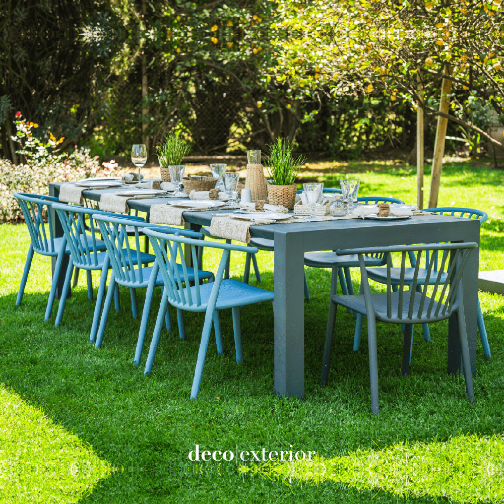 Mesa de Terraza Vegas XL + 10 Sillas Woody