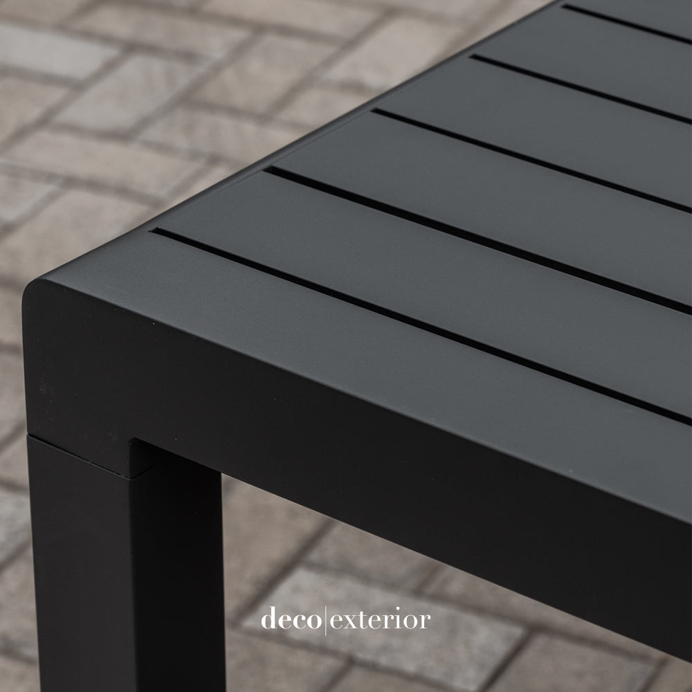 #color_charcoal grey